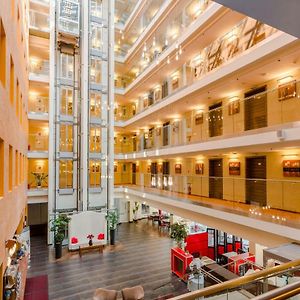 Avalon Hotel & Conferences